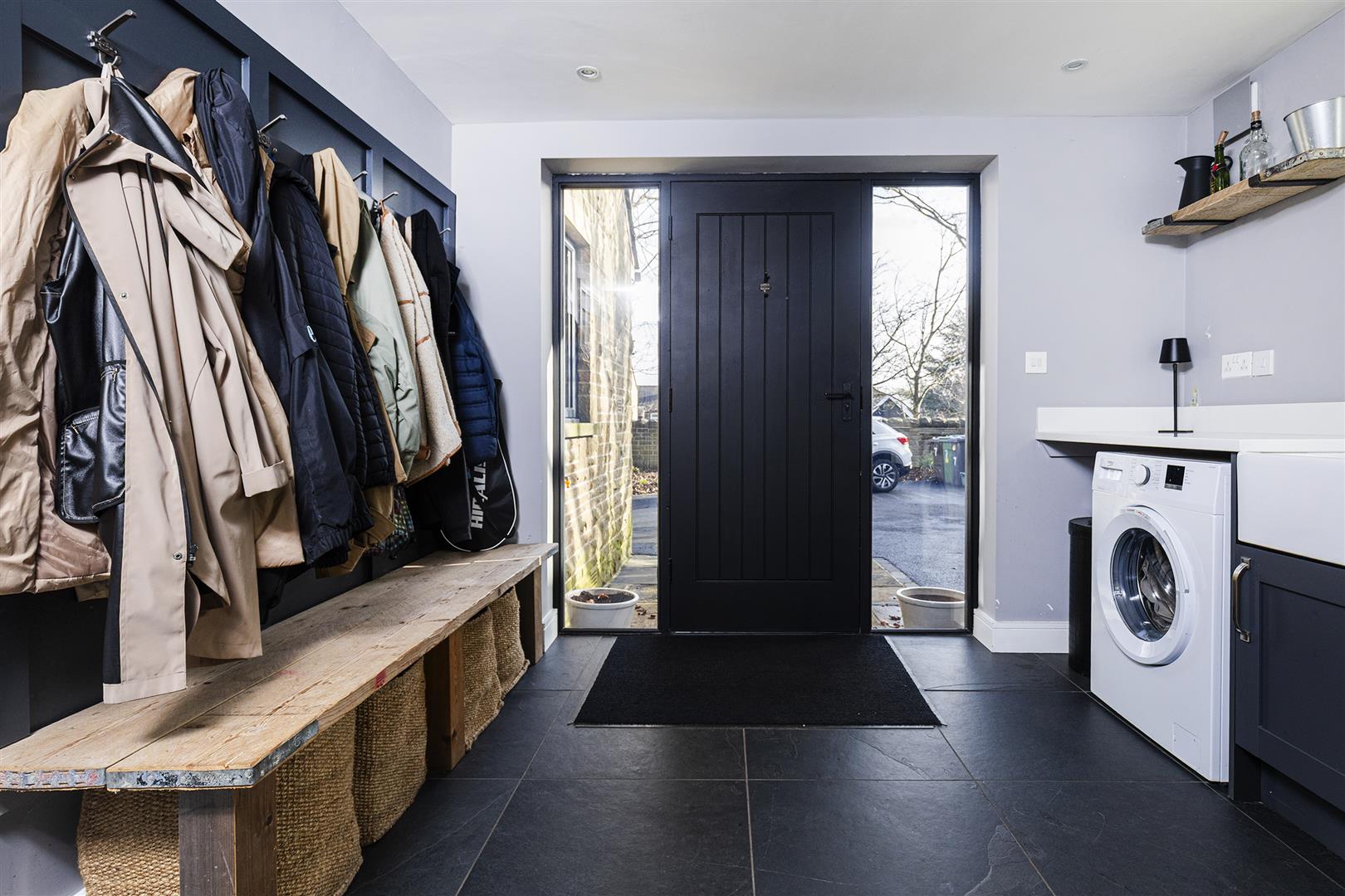 Side Entrance/Utility